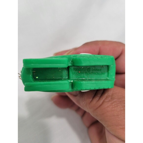 Vintage Peanuts Snoopy With Woodstock Green Snowmobile Ornament - Picture 6 of 7